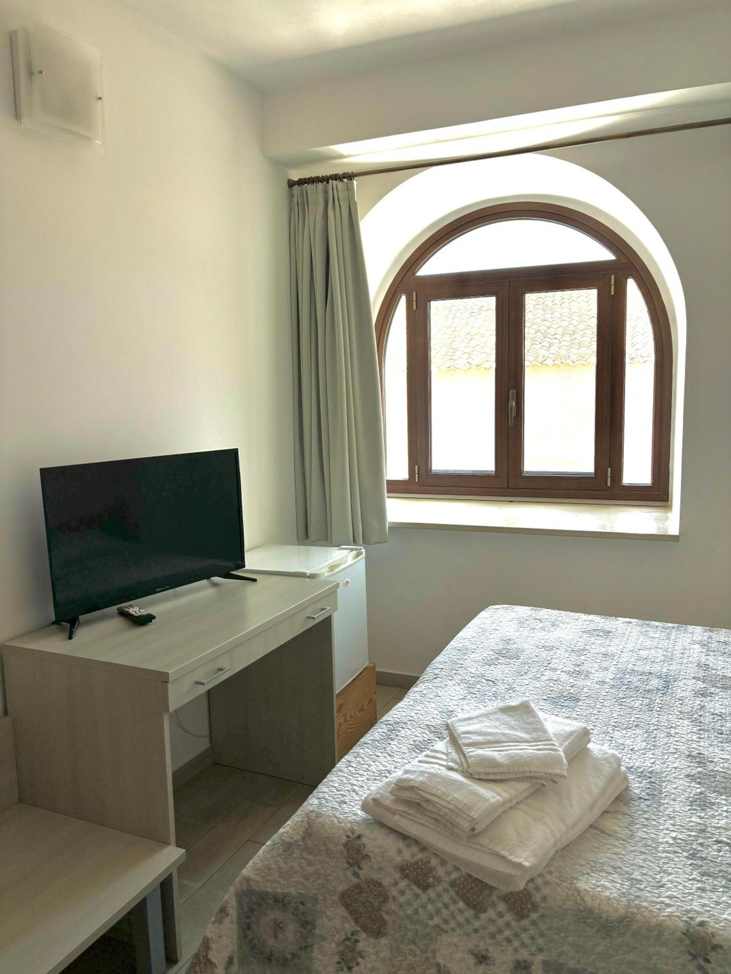 Classic Quadruple Room