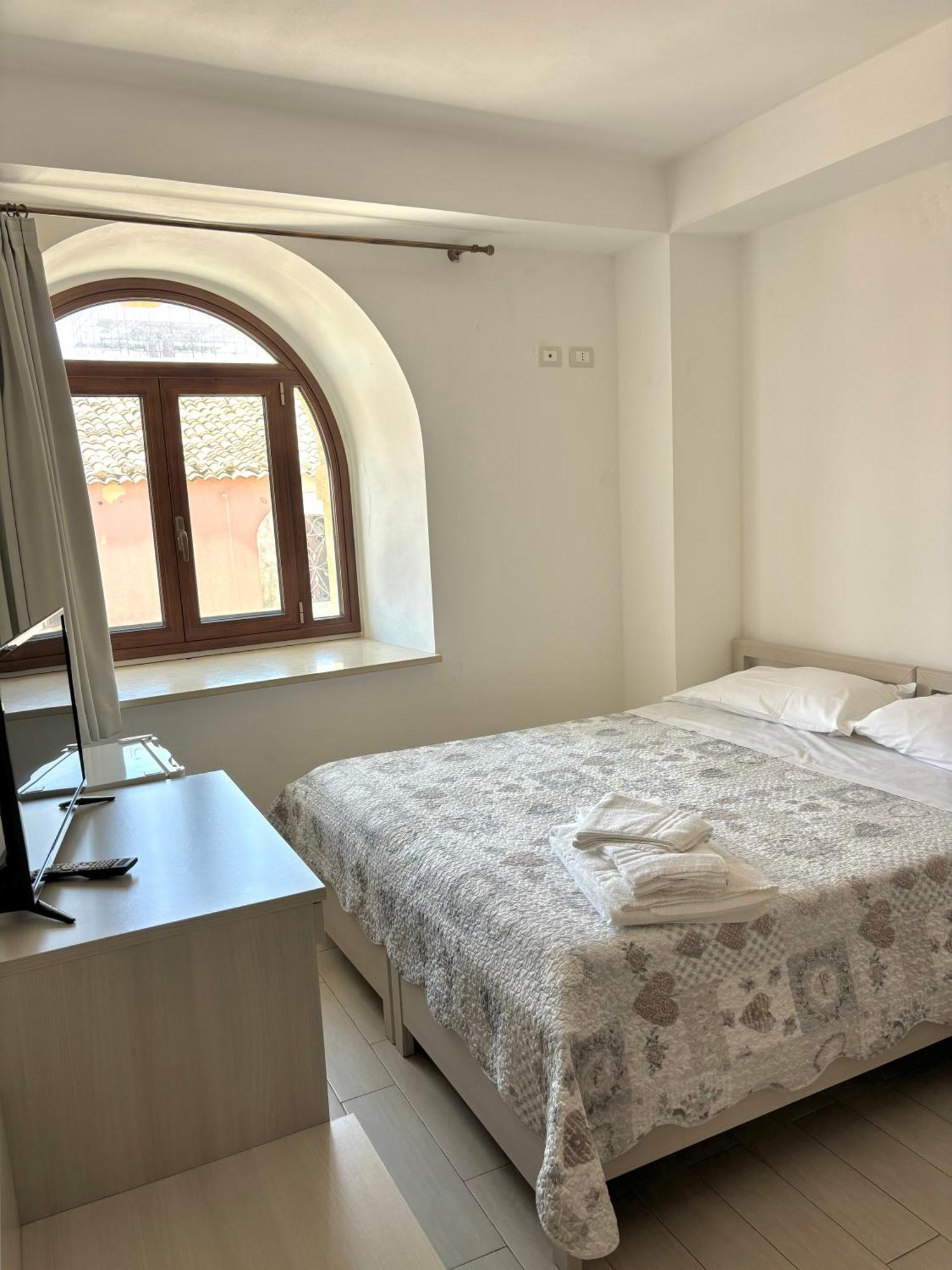 Classic Quadruple Room